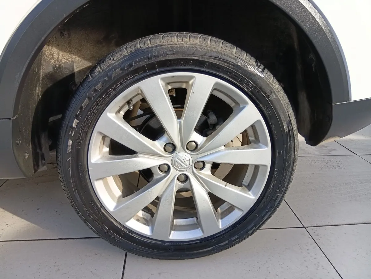 MG Mg Zs 1.5 Std 4x2 At 5p año 2023