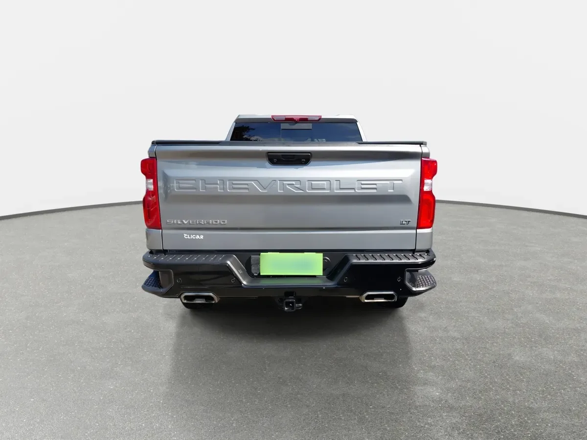 Chevrolet Silverado 5.3 Lt Trail Boss Z71 4x4 At 4p año 2024