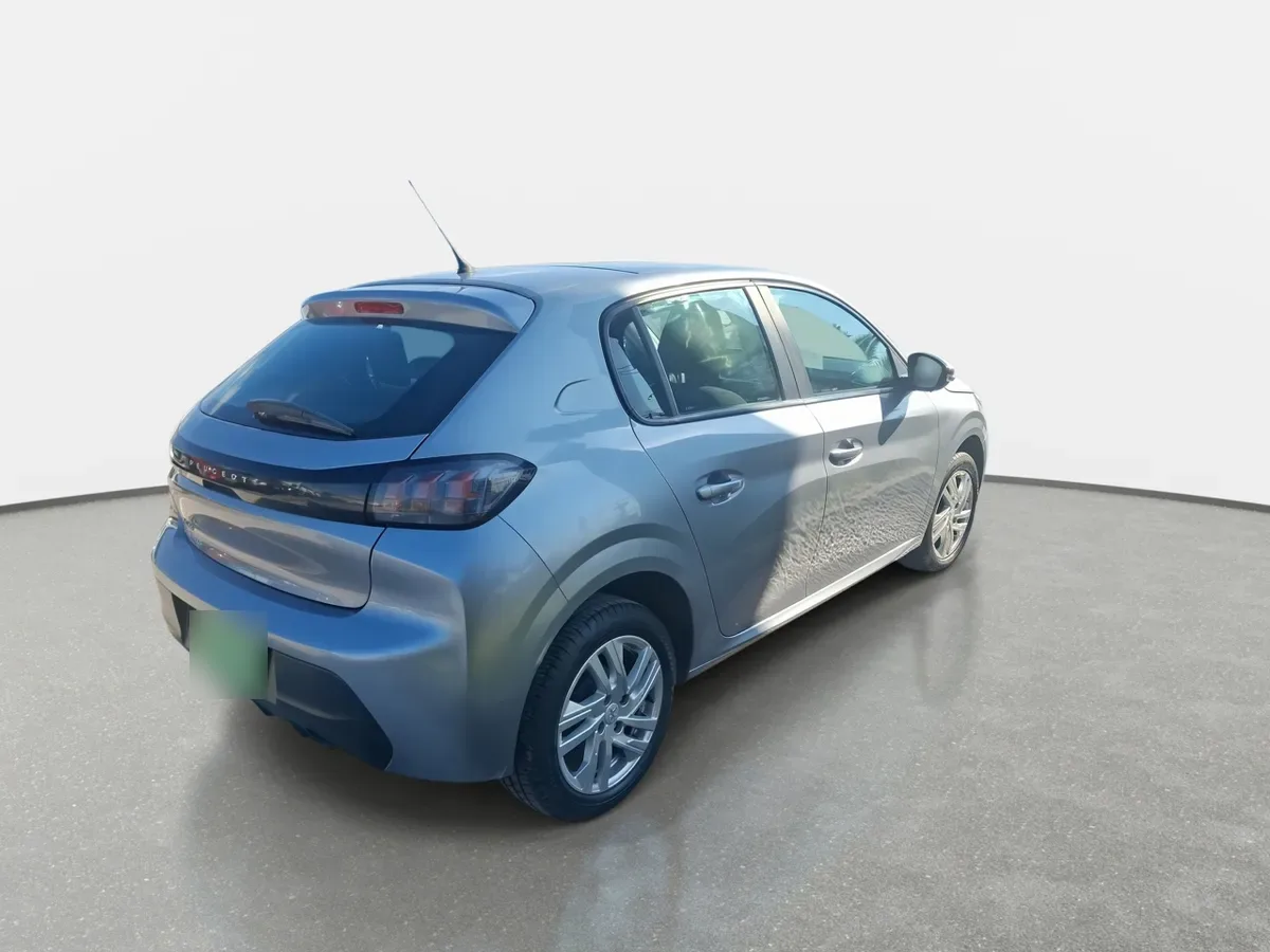 Peugeot 208 1.2 Style Puretech 75 4x2 Mt 5p año 2023