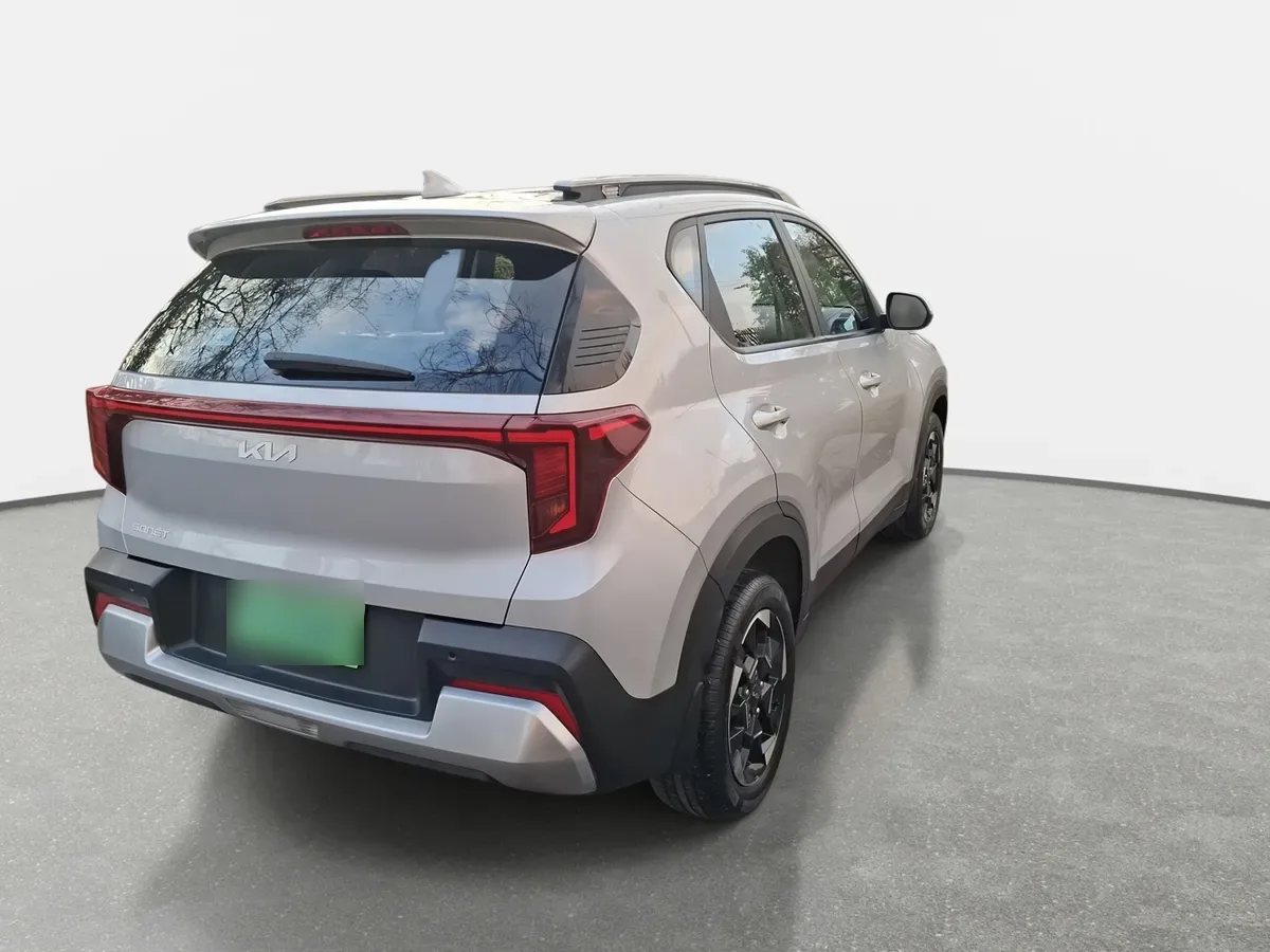 Kia Sonet 1.5 Ex 4x2 Ivt Ri At 5p año 2025