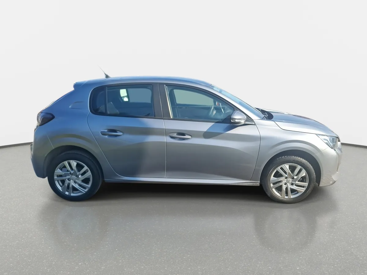 Peugeot 208 1.2 Style Puretech 75 4x2 Mt 5p año 2023