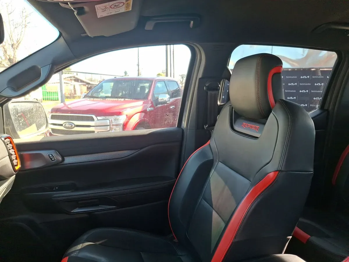 Ford Ranger 3.0t Raptor 4x4 Dob. Cab. At 4p año 2025