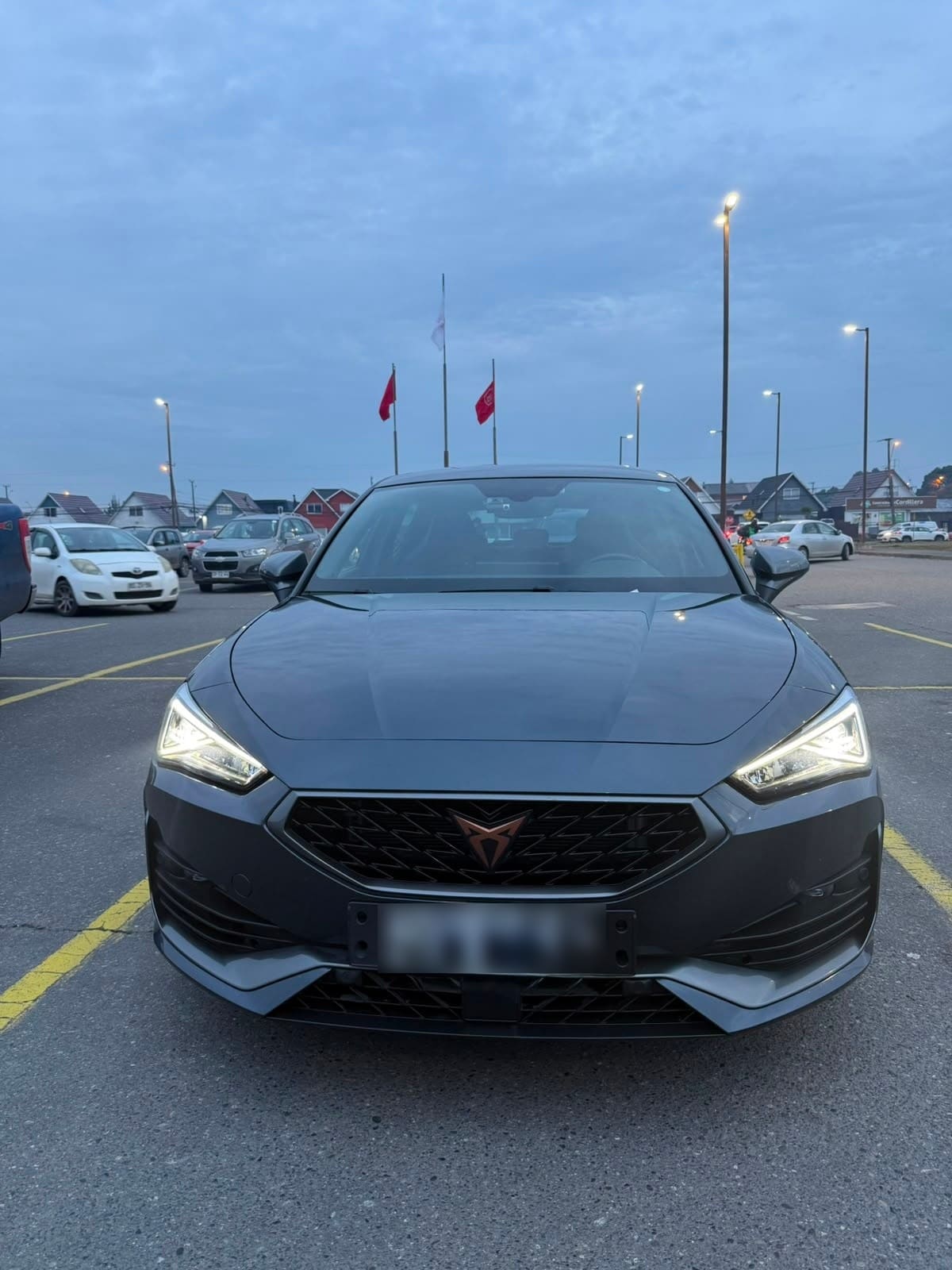 CUPRA LEON 2.0 Vz At año 2025