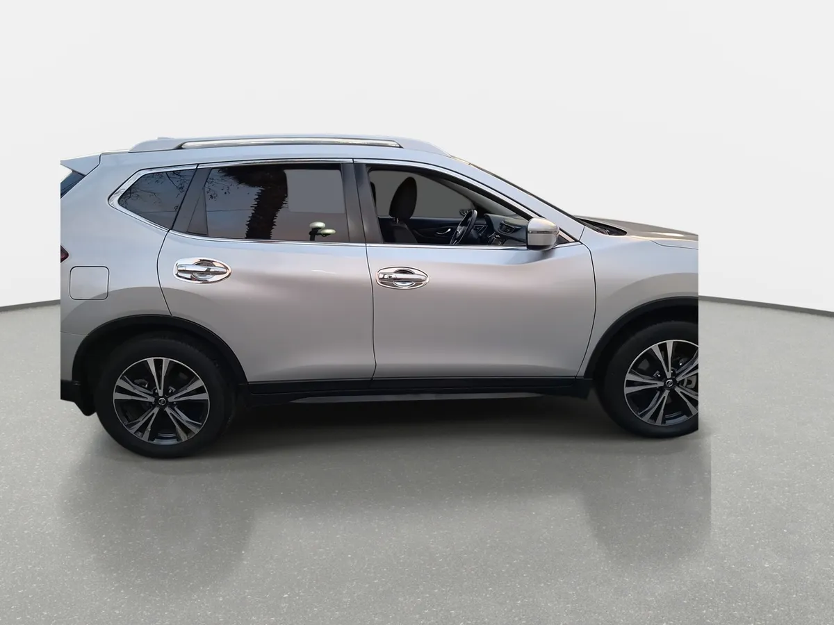Nissan X-Trail 2.5 Advance 4x2 3row Cvt At 5p año 2023