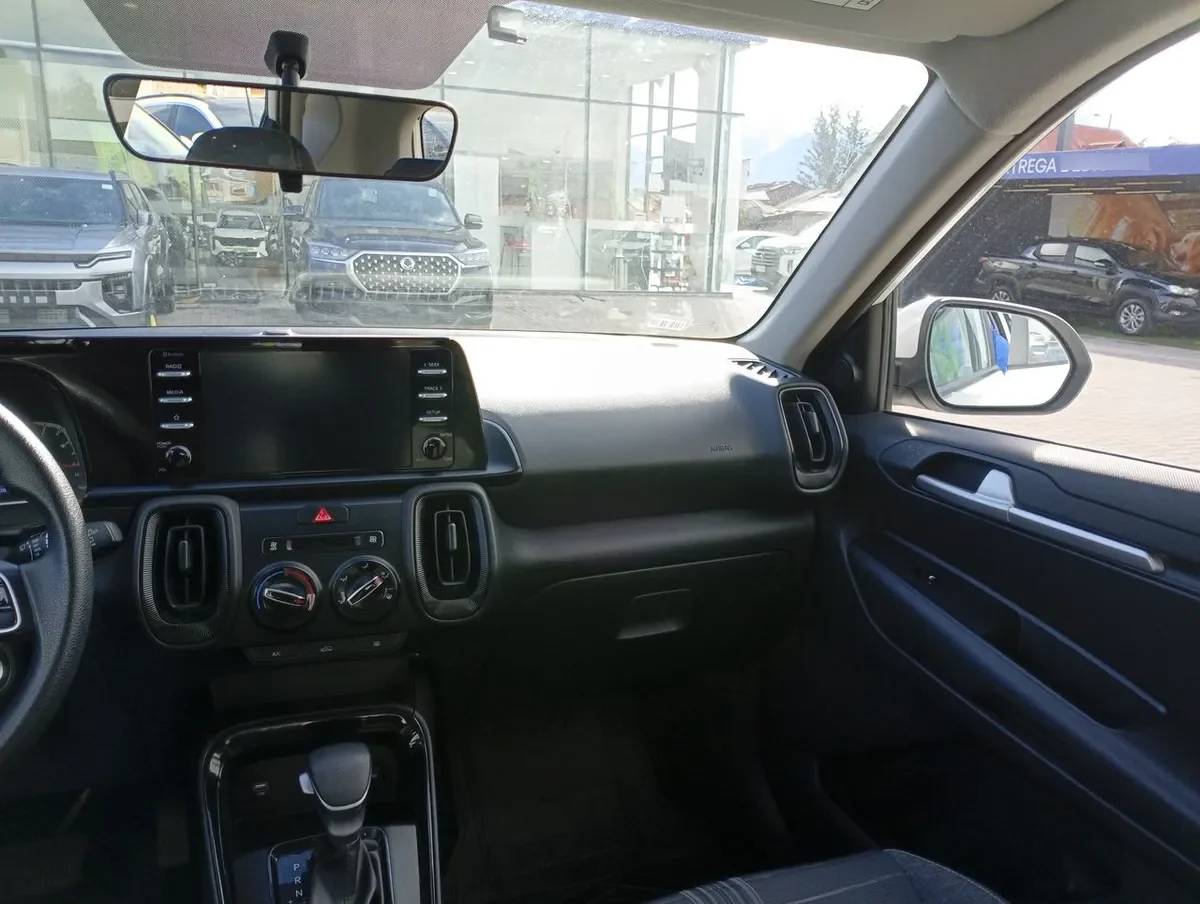 Kia Sonet 1.5 Ex 4x2 Ivt Ri At 5p año 2025