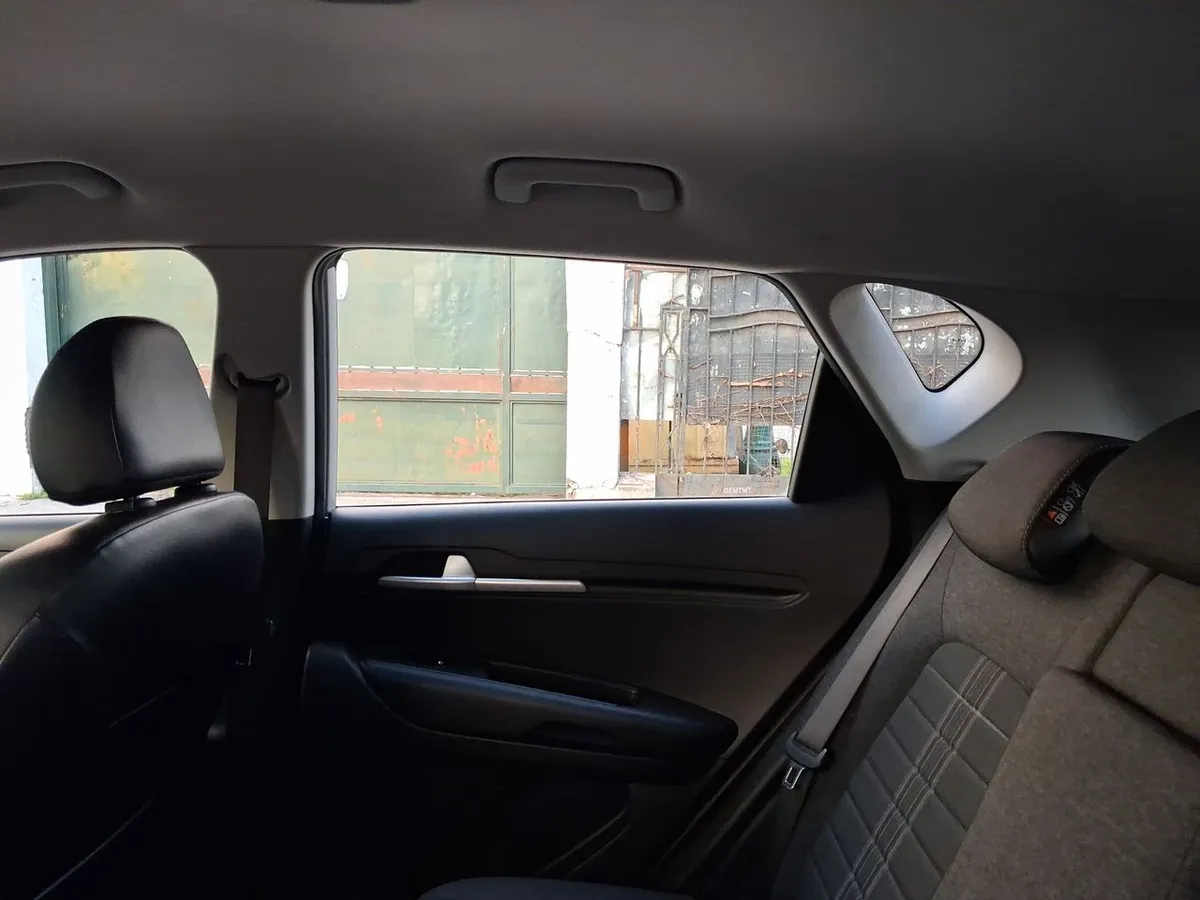 Kia Sonet 1.5 Ex 4x2 Ivt Ri At 5p año 2025
