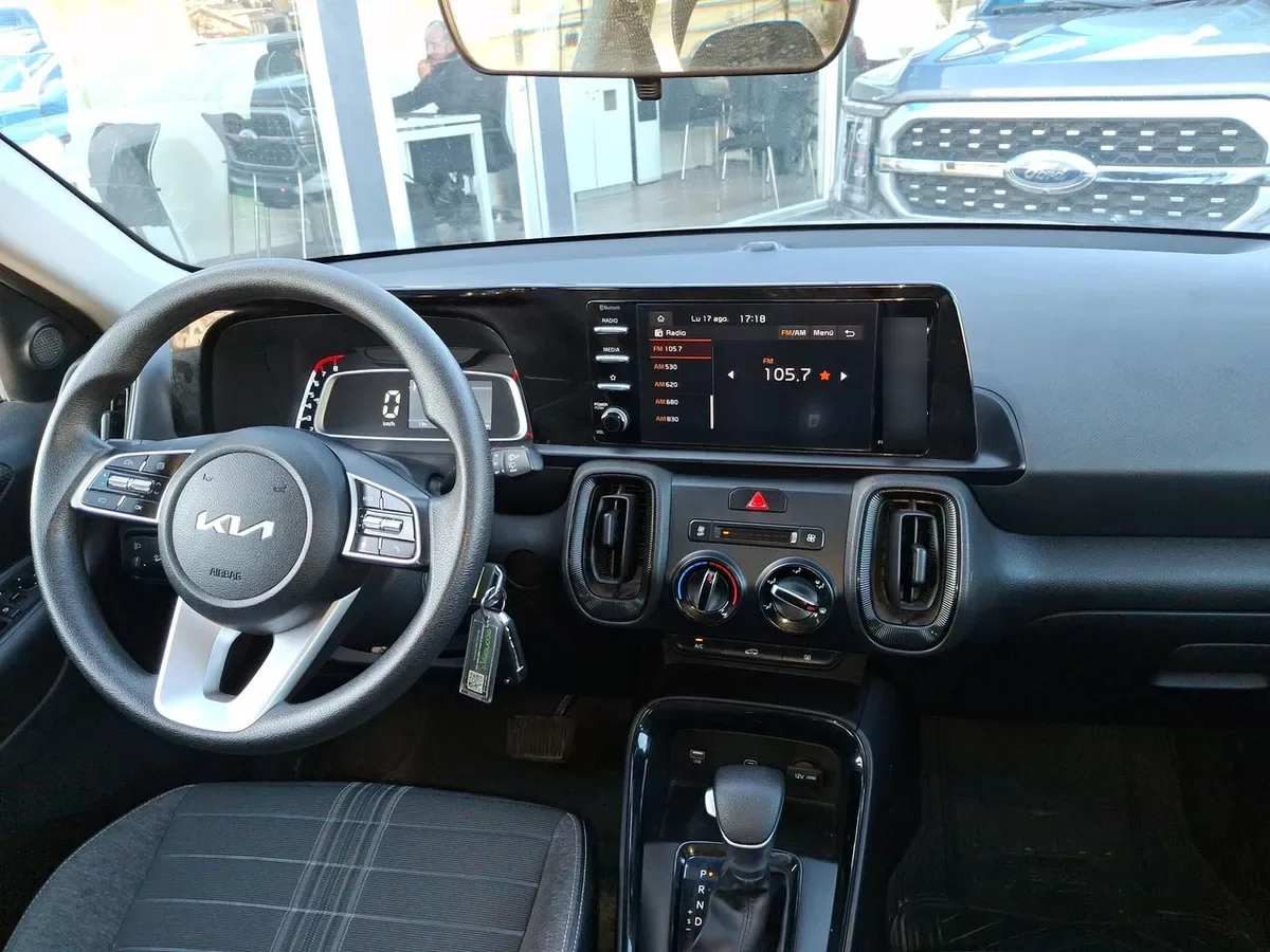 Kia Sonet 1.5 Ex 4x2 Ivt Ri At 5p año 2025
