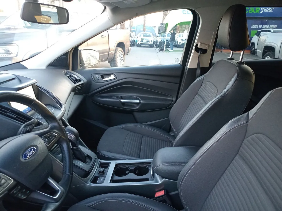 Ford Escape 2.5 S 4x2 At 5p año 2020