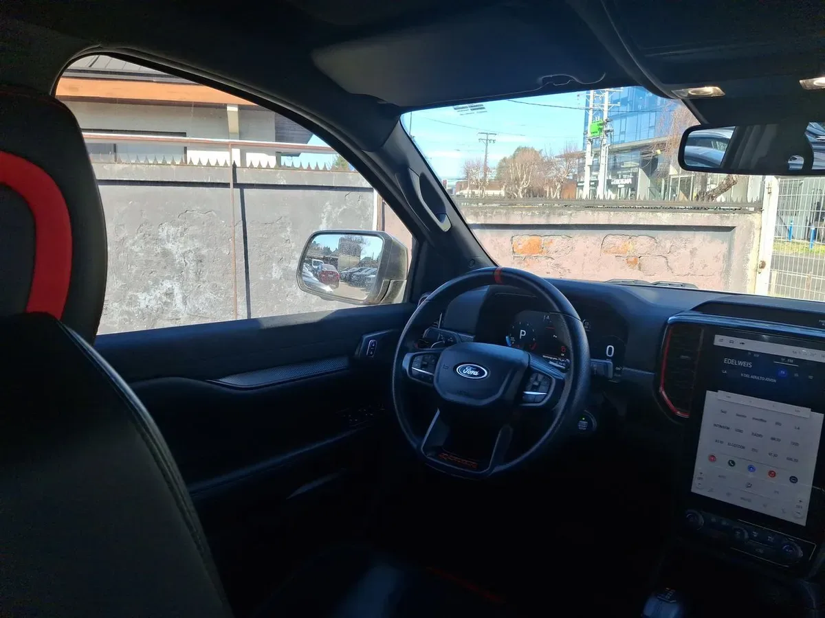 Ford Ranger 3.0t Raptor 4x4 Dob. Cab. At 4p año 2025