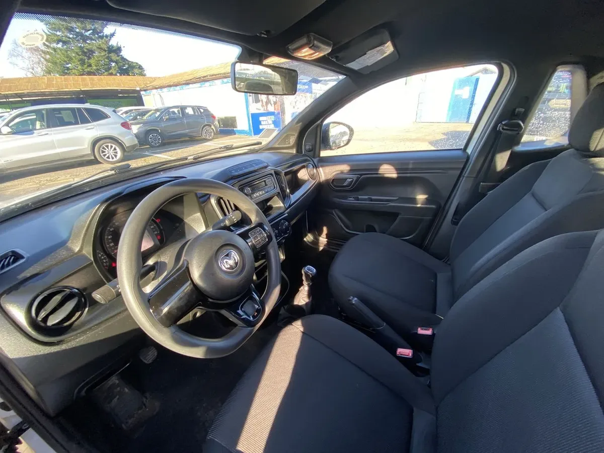 Ram 700 1.4 Slt Cab. Sim. Mt 2p año 2023