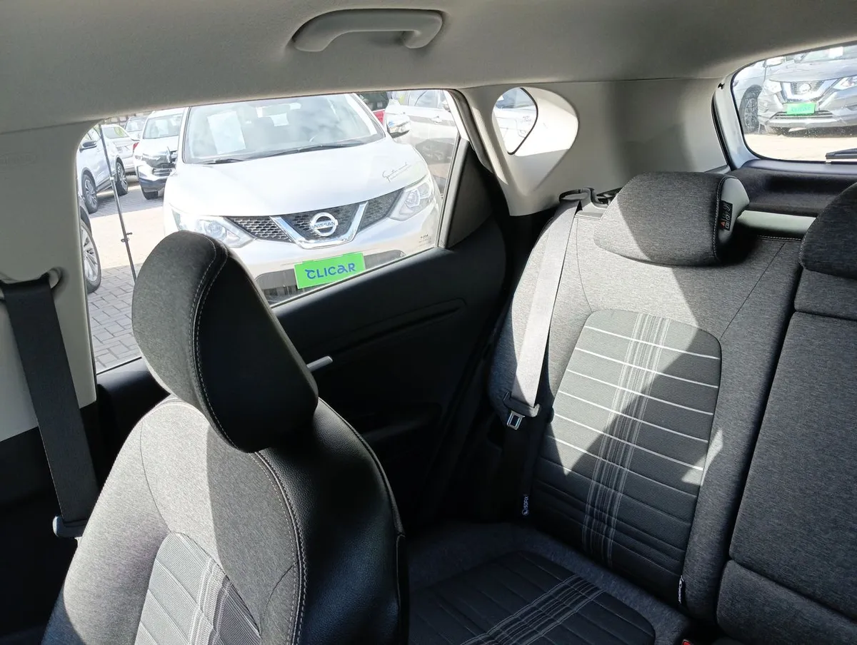Kia Sonet 1.5 Ex 4x2 Ivt Ri At 5p año 2025