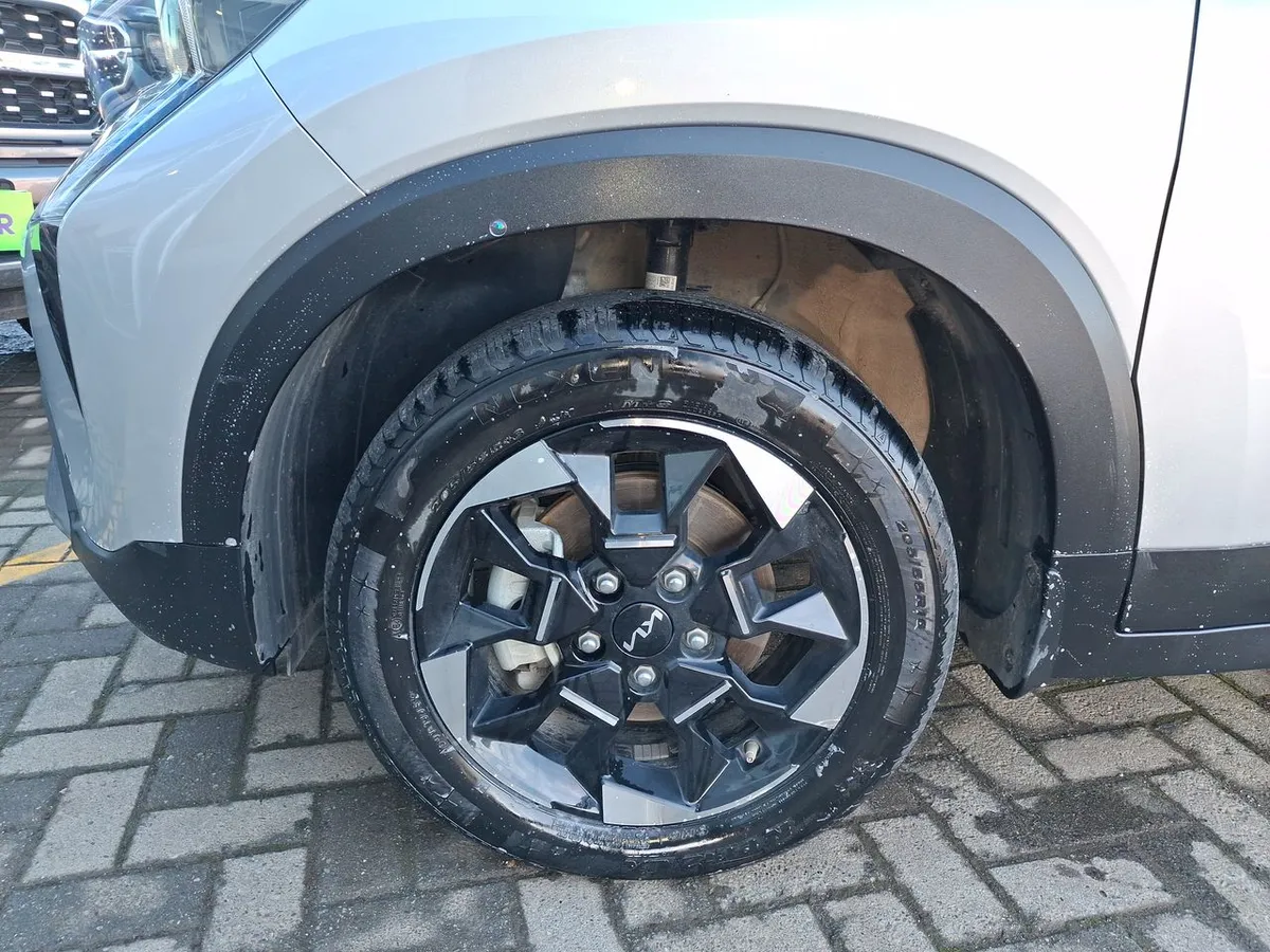 Kia Sonet 1.5 Ex 4x2 Ivt Ri At 5p año 2025