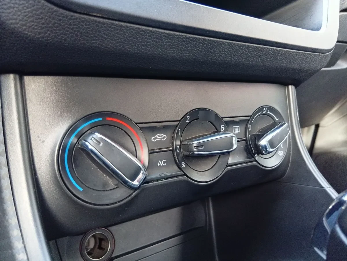 MG Mg Zs 1.5 Std 4x2 At 5p año 2023