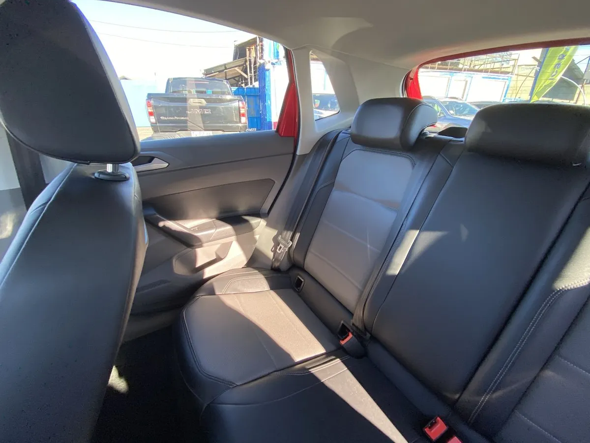 Volkswagen Polo 1.6 Highline 4x2 Hb Mt 5p año 2023
