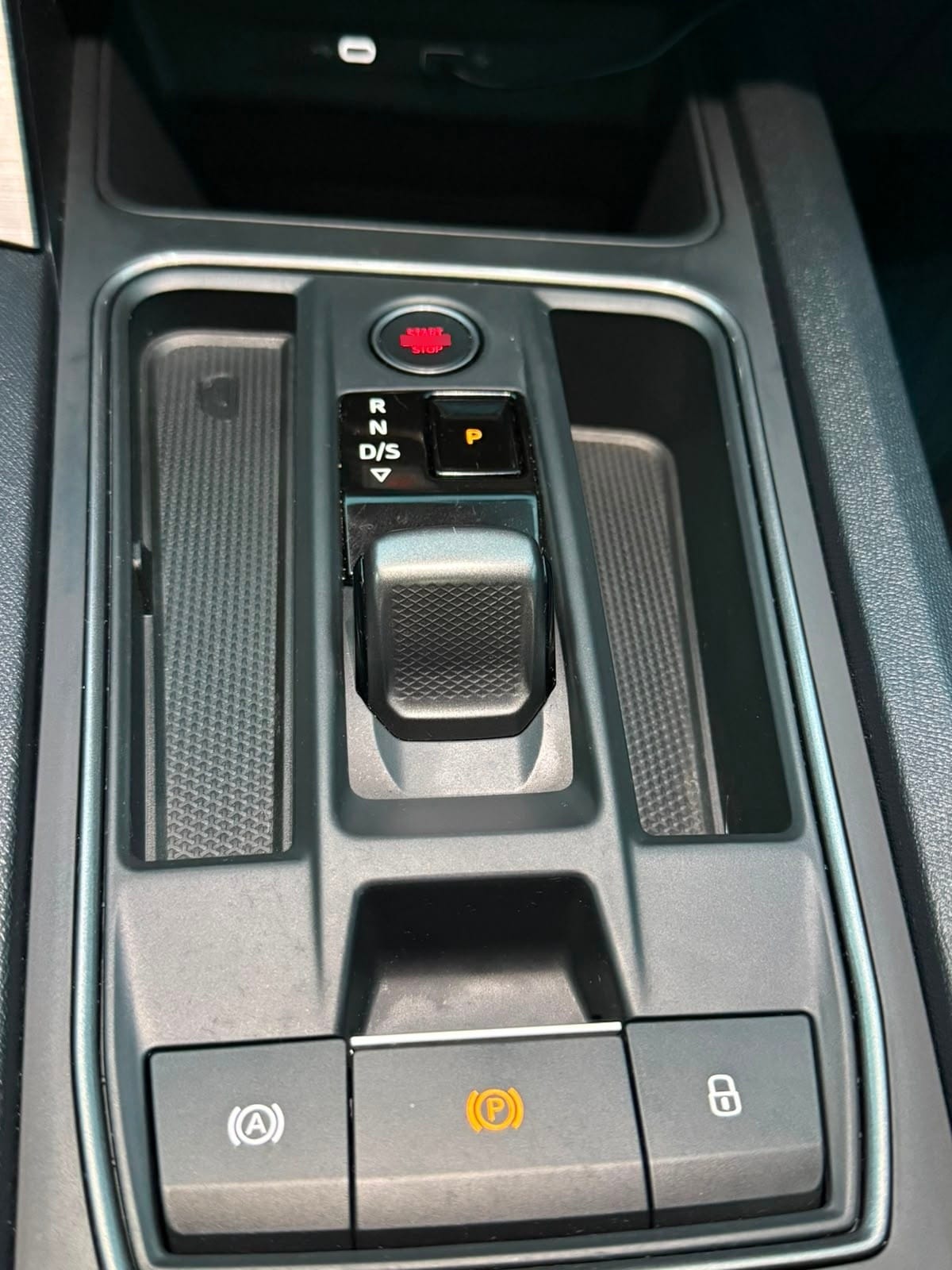CUPRA LEON 2.0 Vz At año 2025