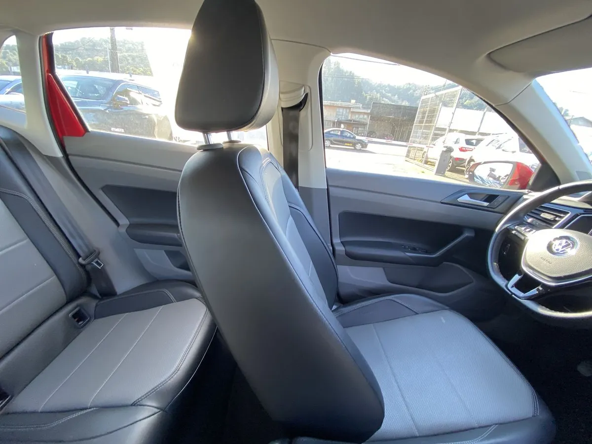 Volkswagen Polo 1.6 Highline 4x2 Hb Mt 5p año 2023