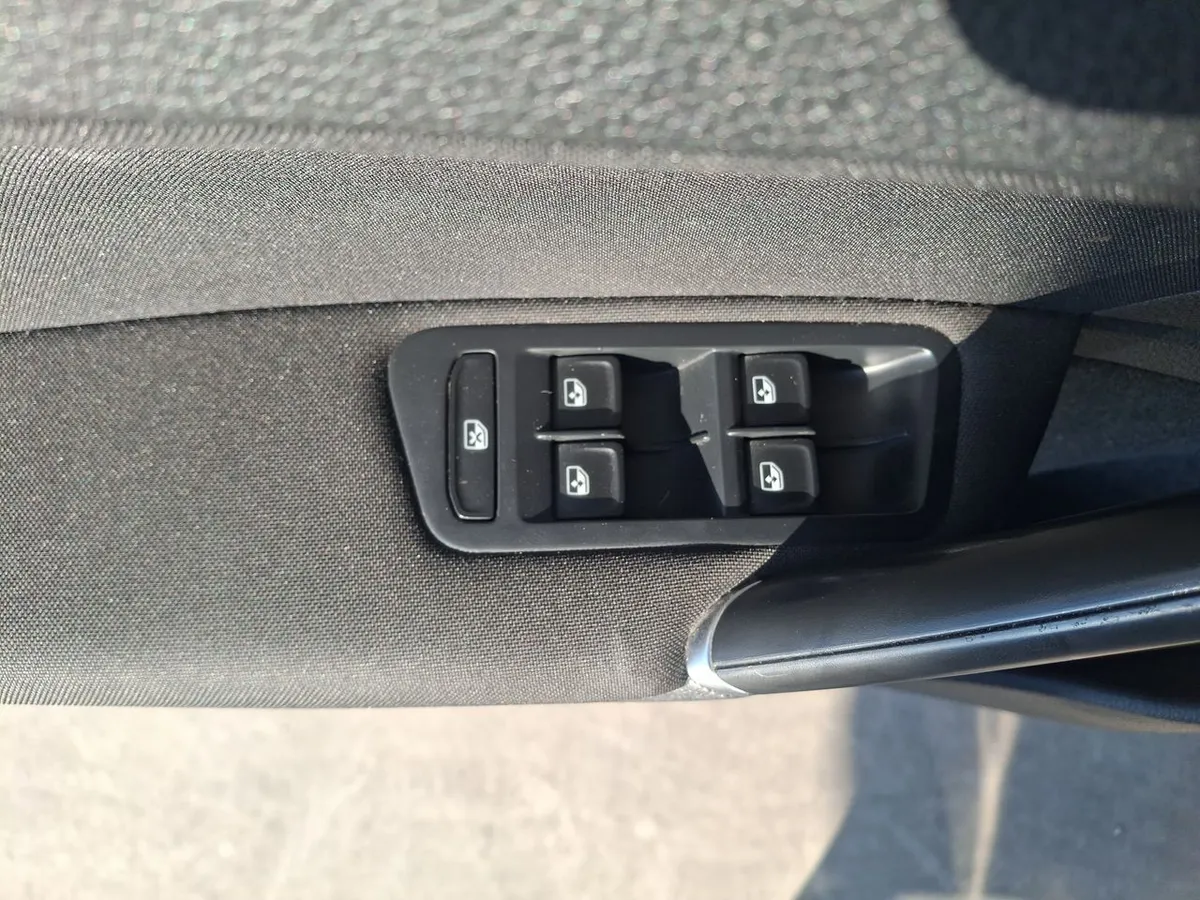 Volkswagen Golf 1.6 Hb At 5p año 2018