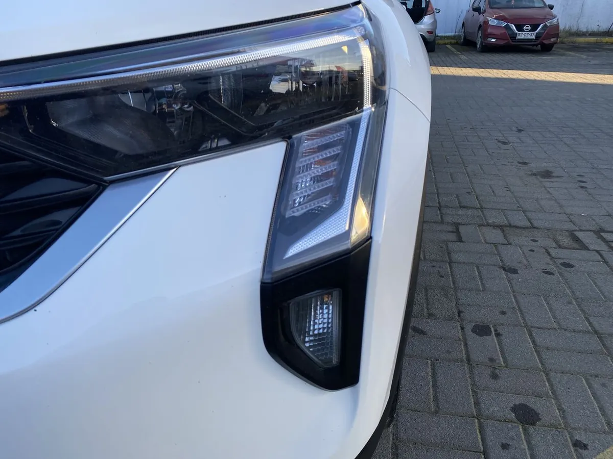 Kia Sonet 1.5 Ex 4x2 Ivt Ri At 5p año 2025