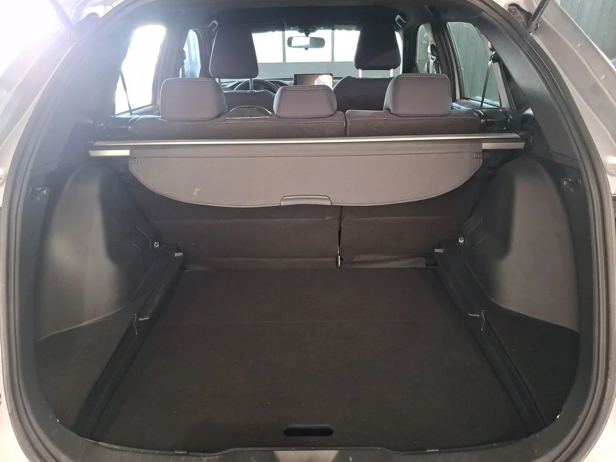 Toyota Yaris Cross 1.5 Xi 4x2 5mt 5p año 2026
