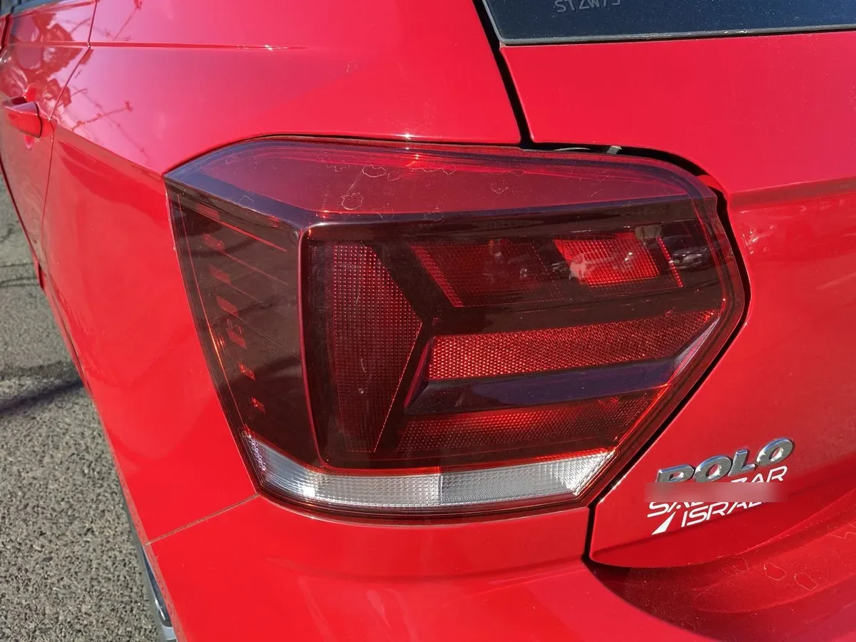 Volkswagen Polo 1.6 Highline 4x2 Hb Mt 5p año 2023