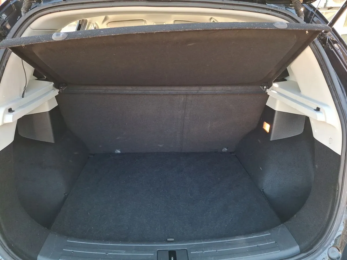 MG Mg Zs 1.5 Comfort 4x2 Mt 5p año 2023