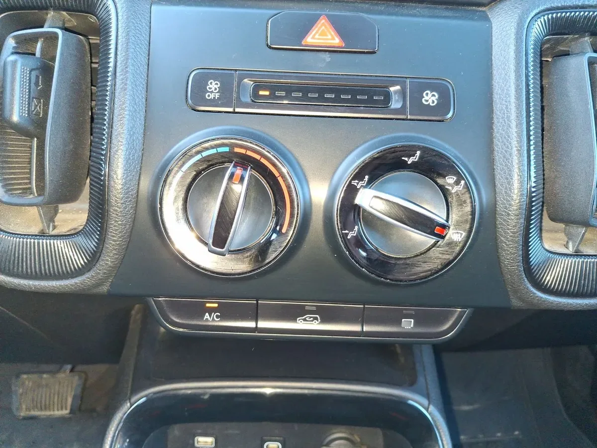 Kia Sonet 1.5 Ex 4x2 Ivt Ri At 5p año 2025