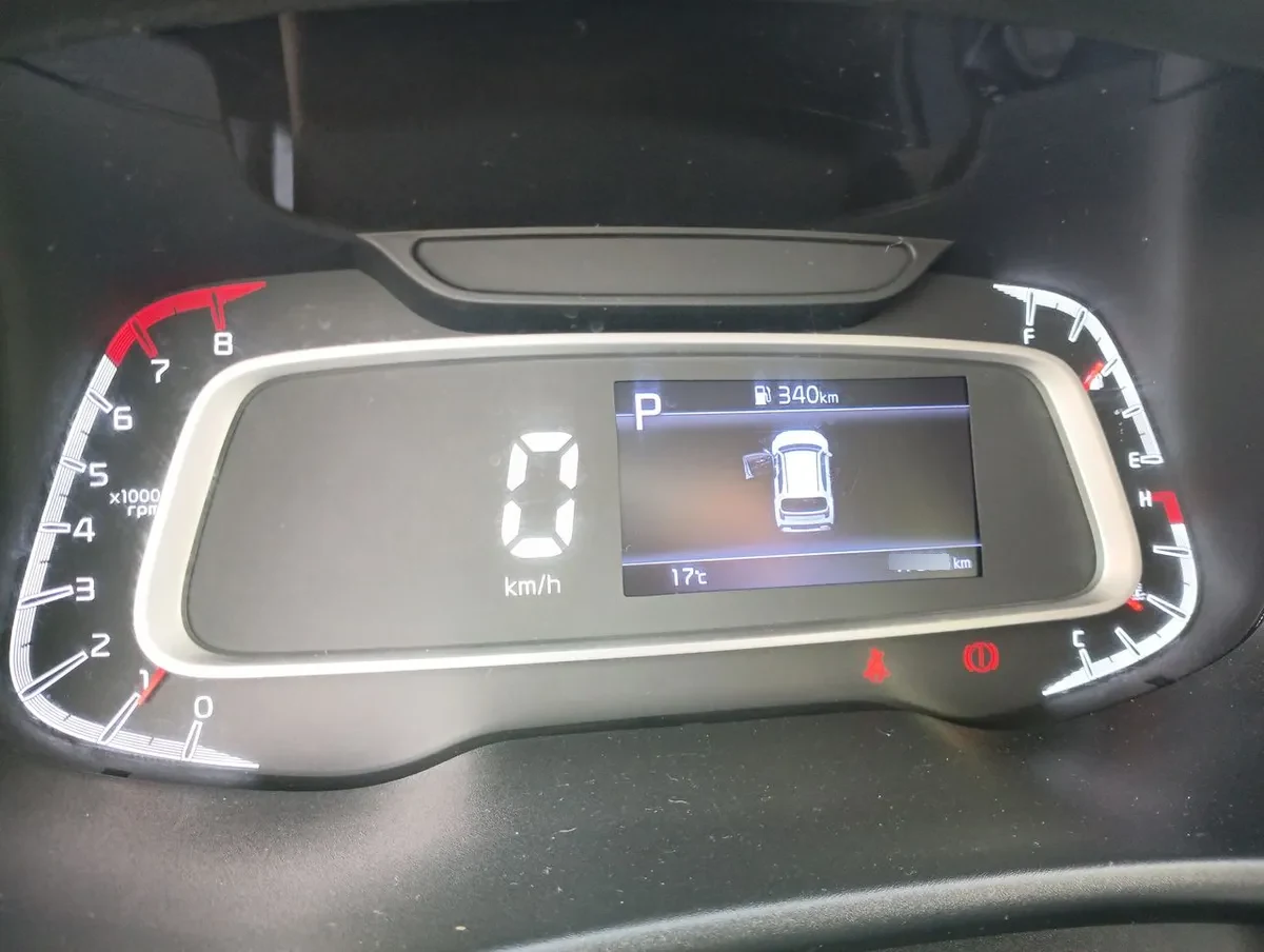 Kia Sonet 1.5 Ex 4x2 Ivt Ri At 5p año 2025