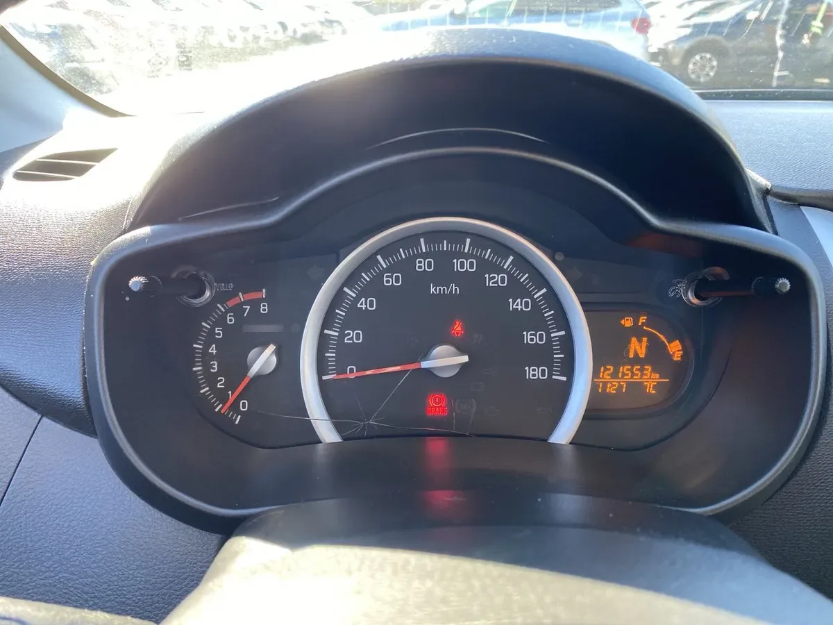 Suzuki Celerio 1.0 Glx Bt At 5p año 2016