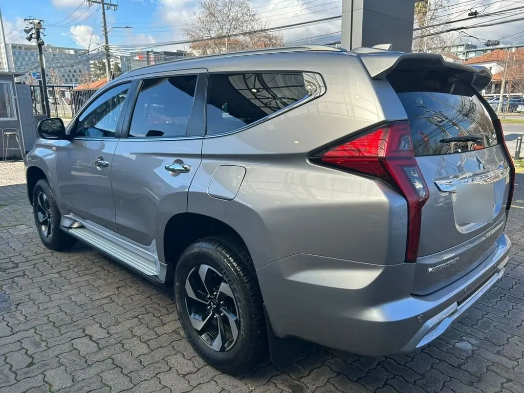 Mitsubishi Montero Sport 4x2 3.0 Aut año 2025