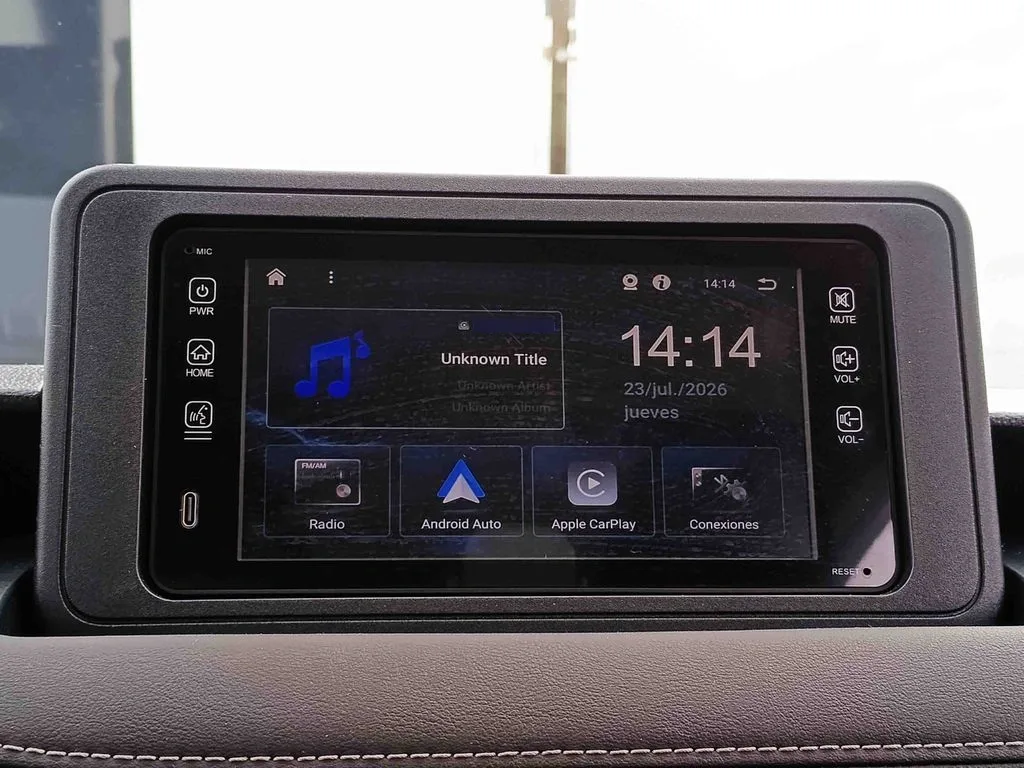 Toyota Yaris 1.5 E 4x2 Sdn Mt 4p año 2026