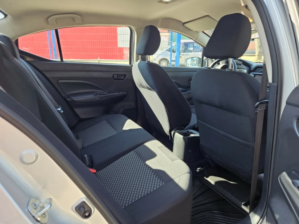 Nissan Versa Versa Sense Mt año 2024