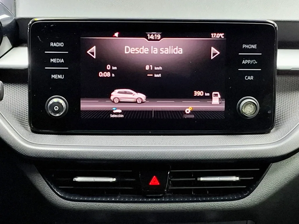 Skoda Fabia 1.0 Tsi Mt - Ambition año 2023