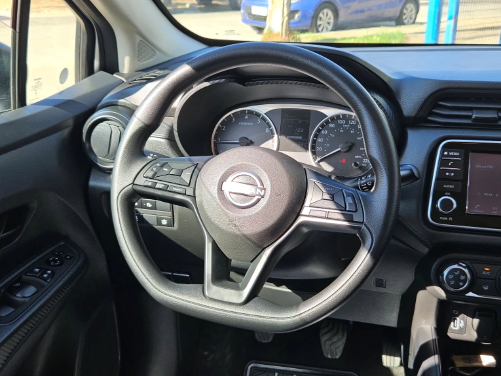 Nissan Versa Versa Sense Mt año 2024