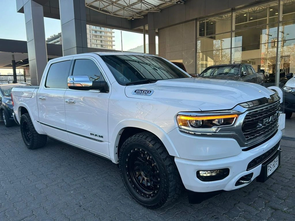 Ram 1500 5.7 Limited 4x4 At 4p año 2021
