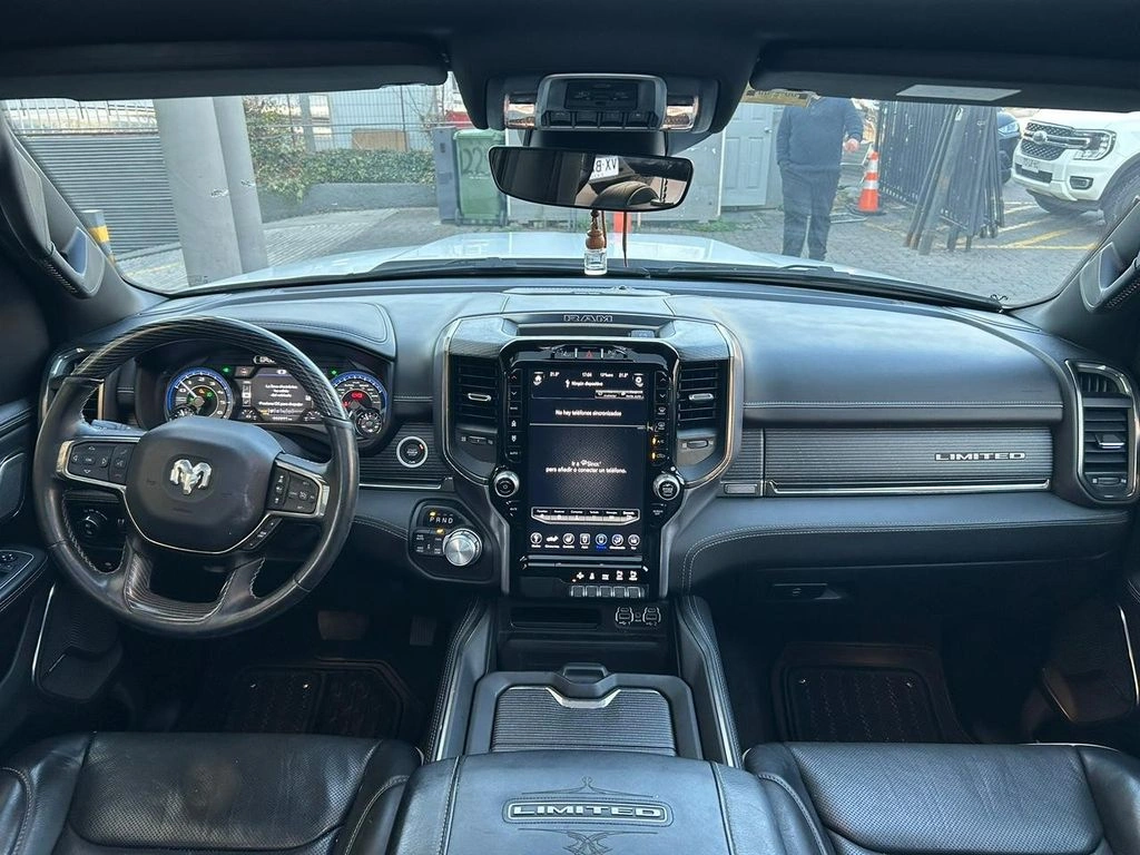 Ram 1500 5.7 Limited 4x4 At 4p año 2021