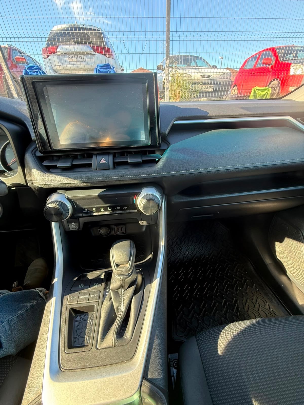 TOYOTA RAV4 2.0 Le Mt año 2022