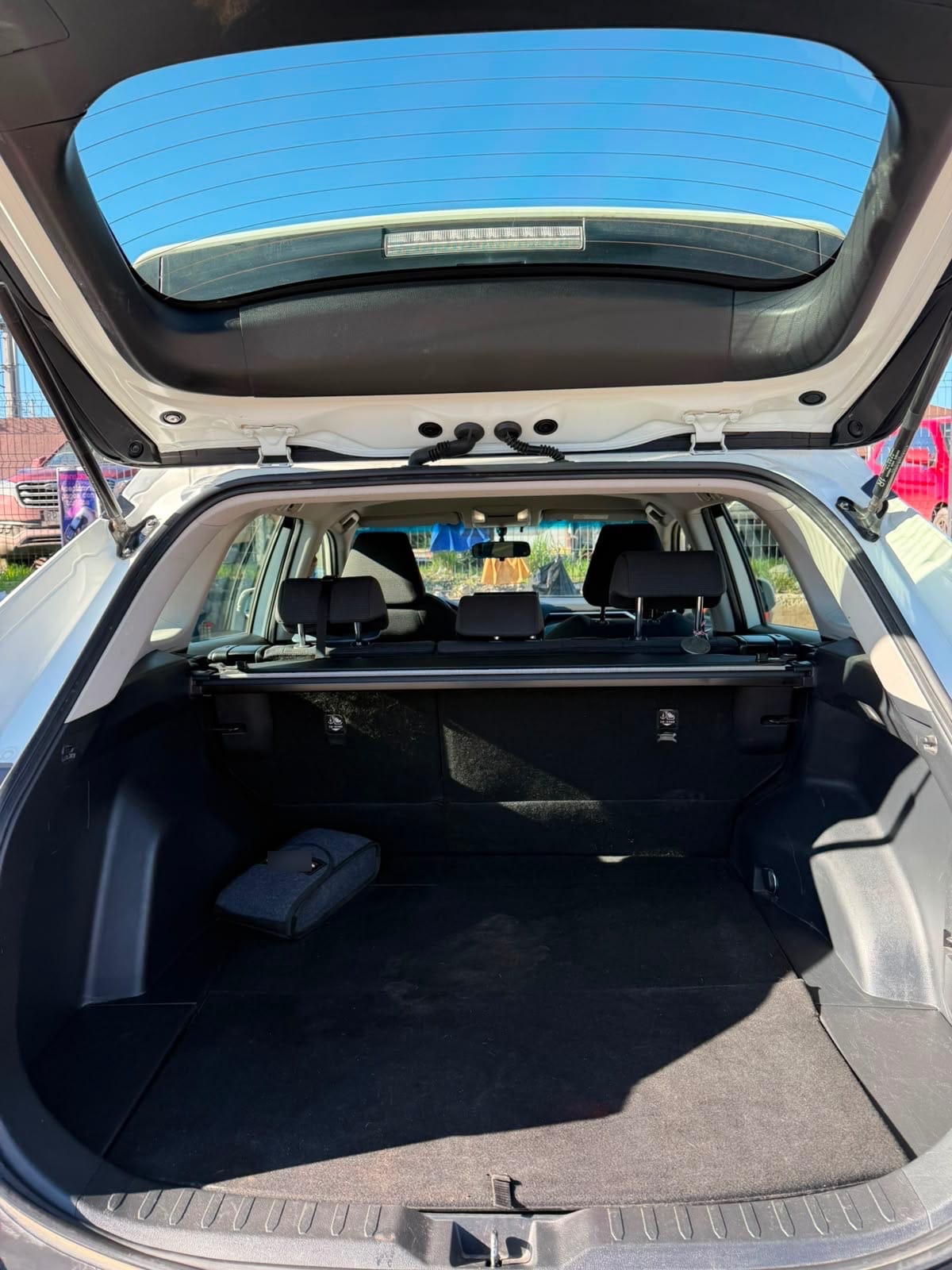 TOYOTA RAV4 2.0 Le Mt año 2022