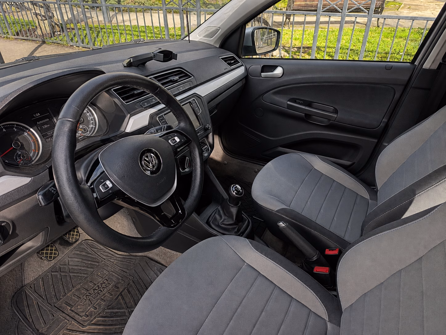 Volkswagen Gol Hb año 2022