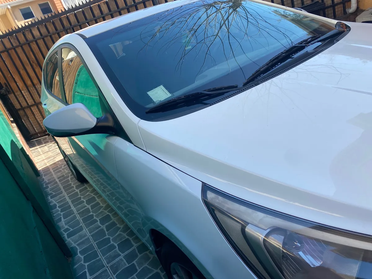 HYUNDAI ACCENT 1.4 Sdn Rb Gl 2ab Mt año 2018