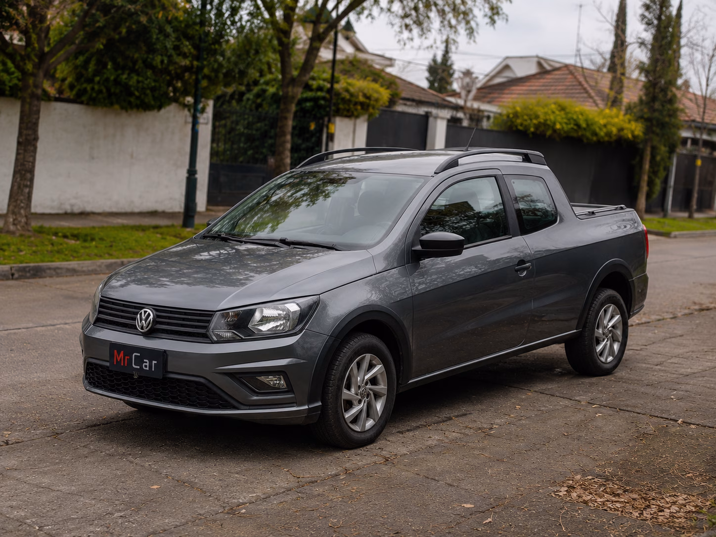 Volkswagen Saveiro 1.6 año 2020