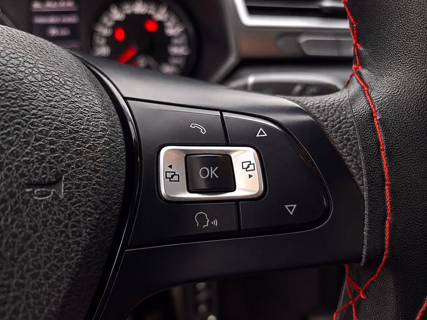 Volkswagen Saveiro 1.6 año 2020