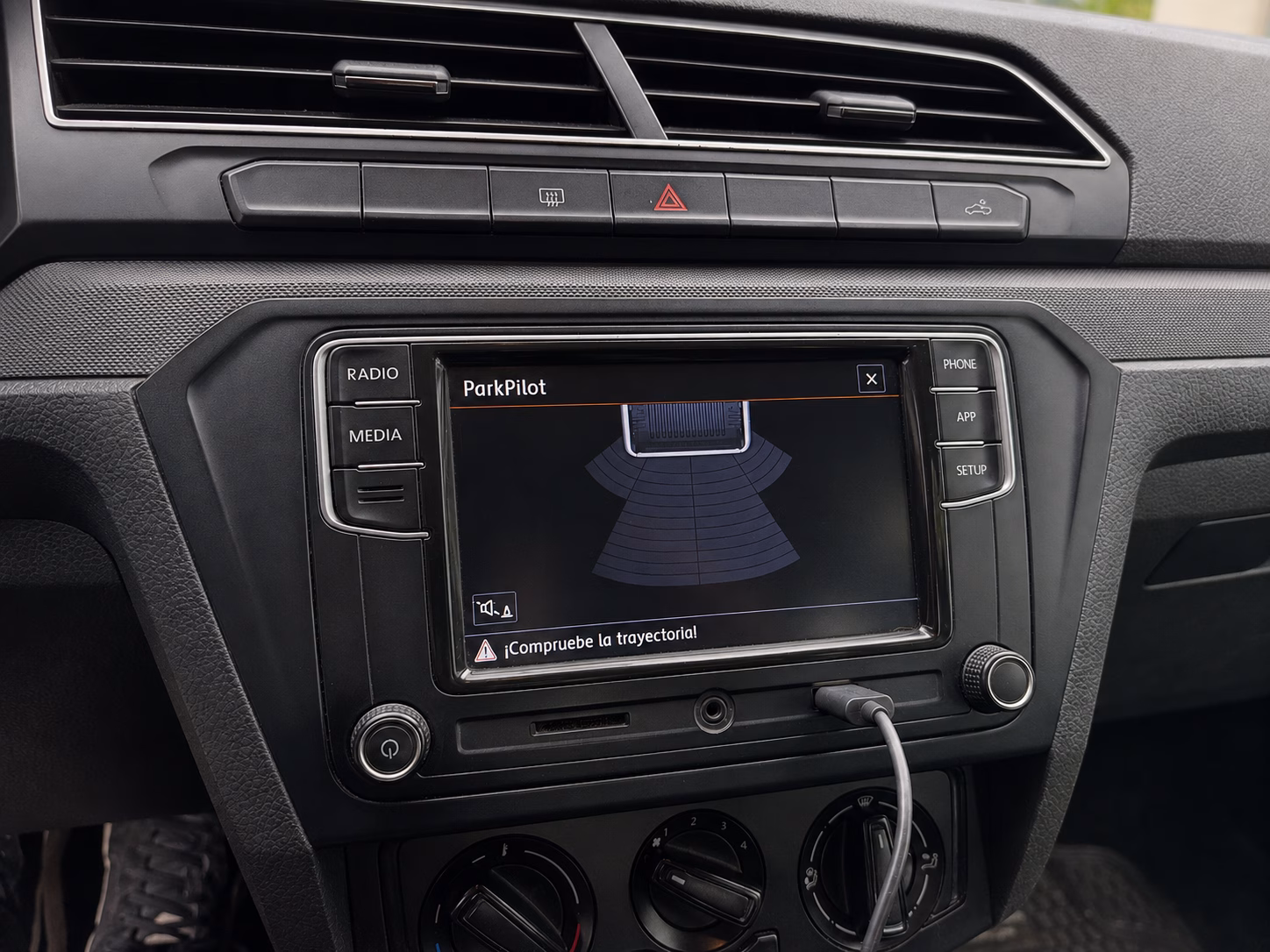 Volkswagen Saveiro 1.6 año 2020