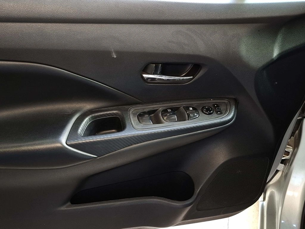 Nissan Versa Exclusive año 2023