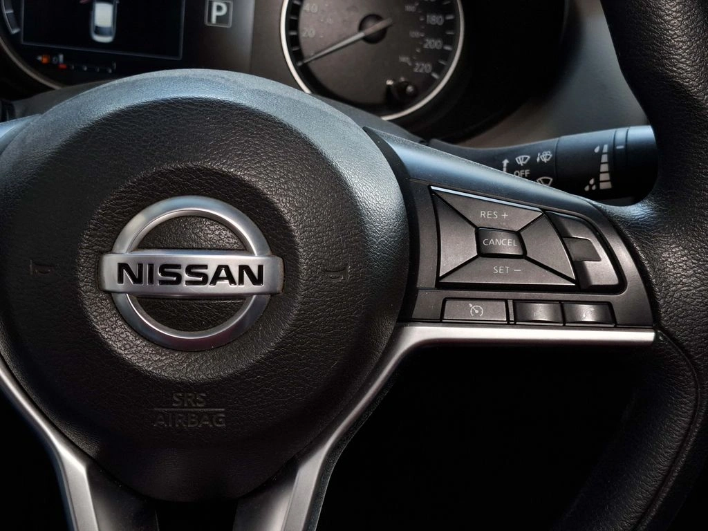 Nissan Versa Exclusive año 2023