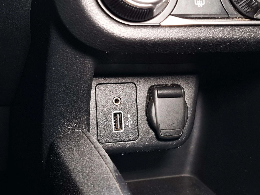 Nissan Versa Exclusive año 2023