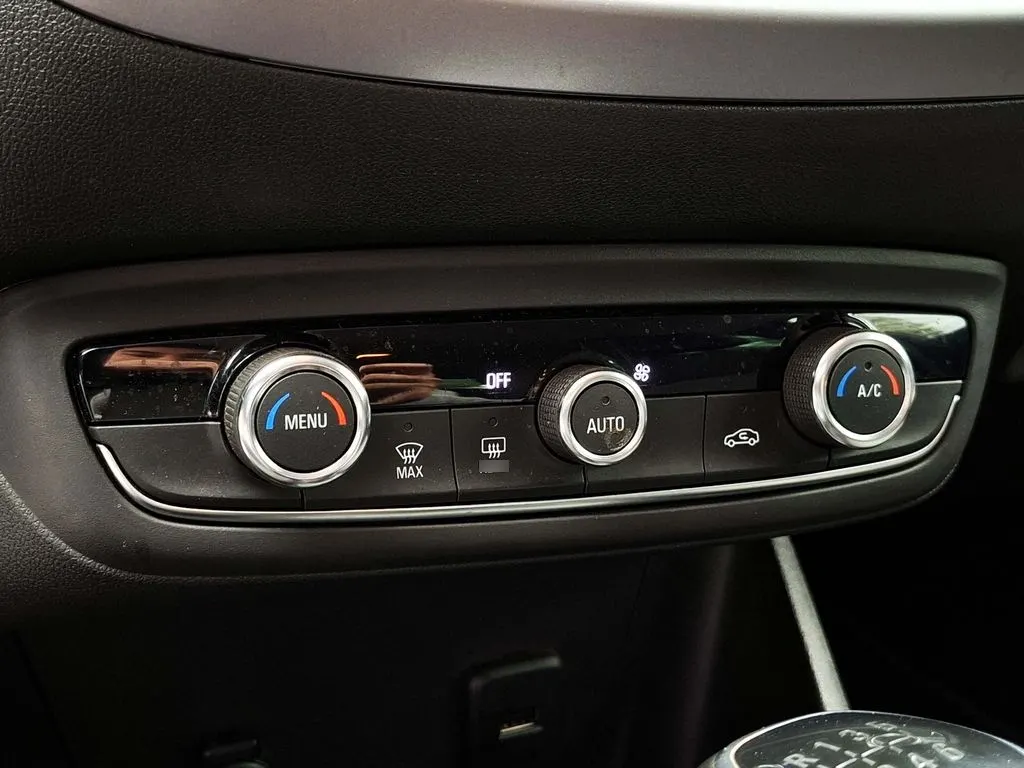 Opel Crossland 1.5 año 2023