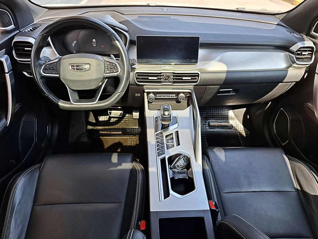 Geely Coolray Sport año 2023