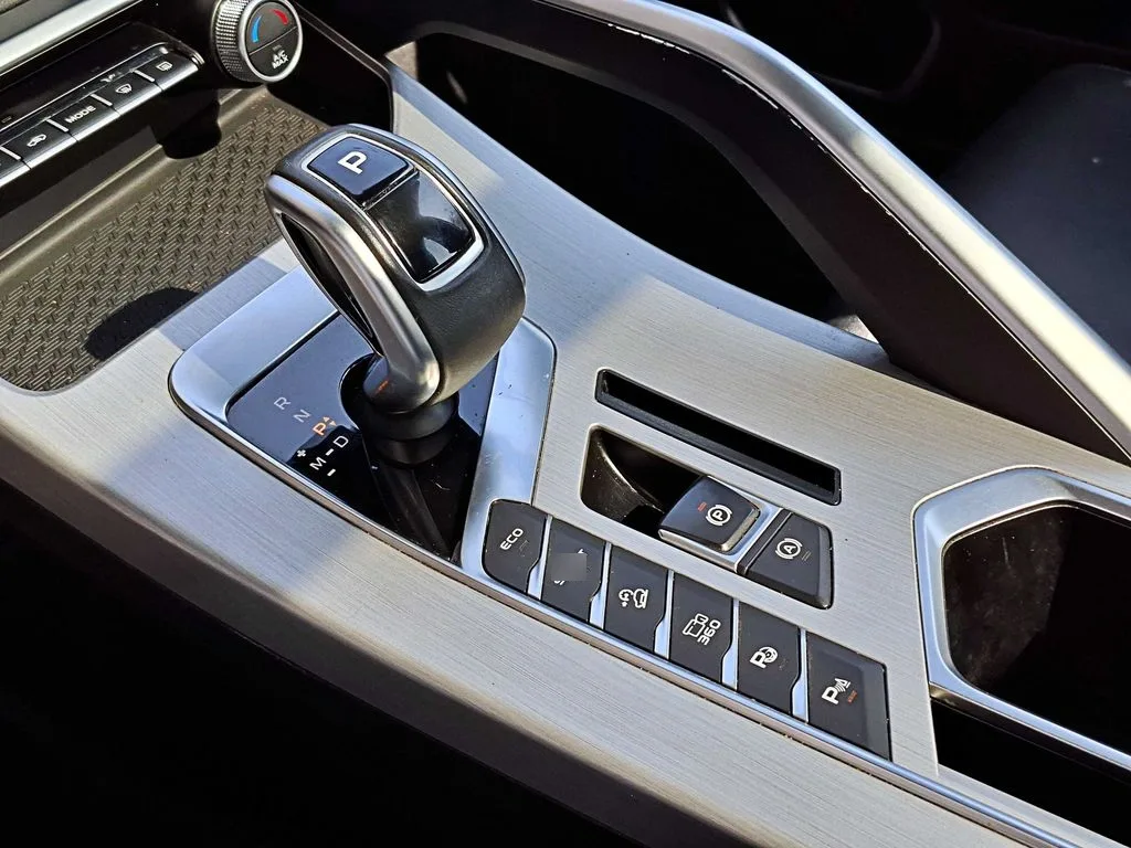 Geely Coolray Sport año 2023