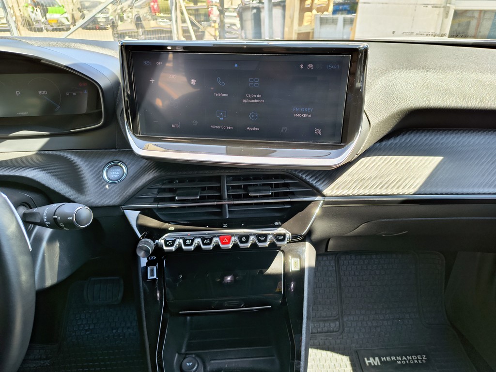 Peugeot 2008 Allure año 2025