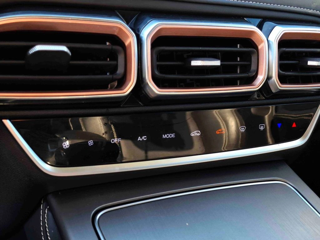 Jetour X70 Plus Plus año 2025